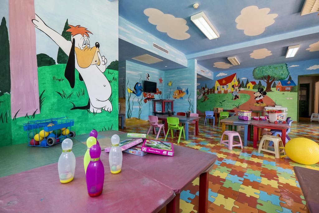 Medina Solaria And Thalasso Hammamet Buitenkant foto The interior of a typical nursery