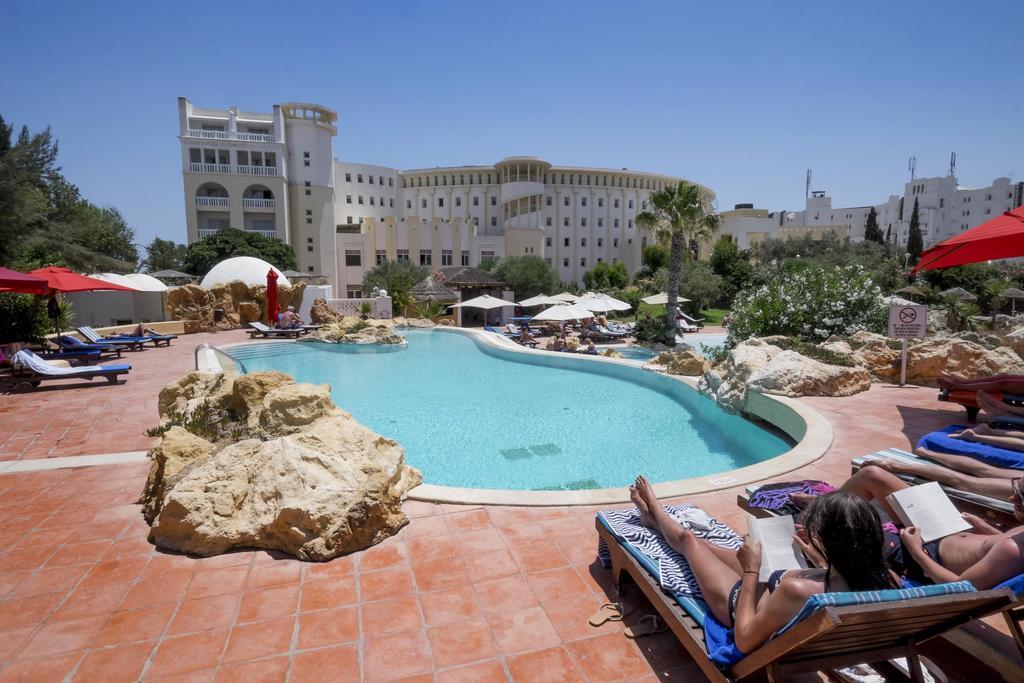 Medina Solaria And Thalasso Hammamet Buitenkant foto The pool at the Phoenicia Hotel