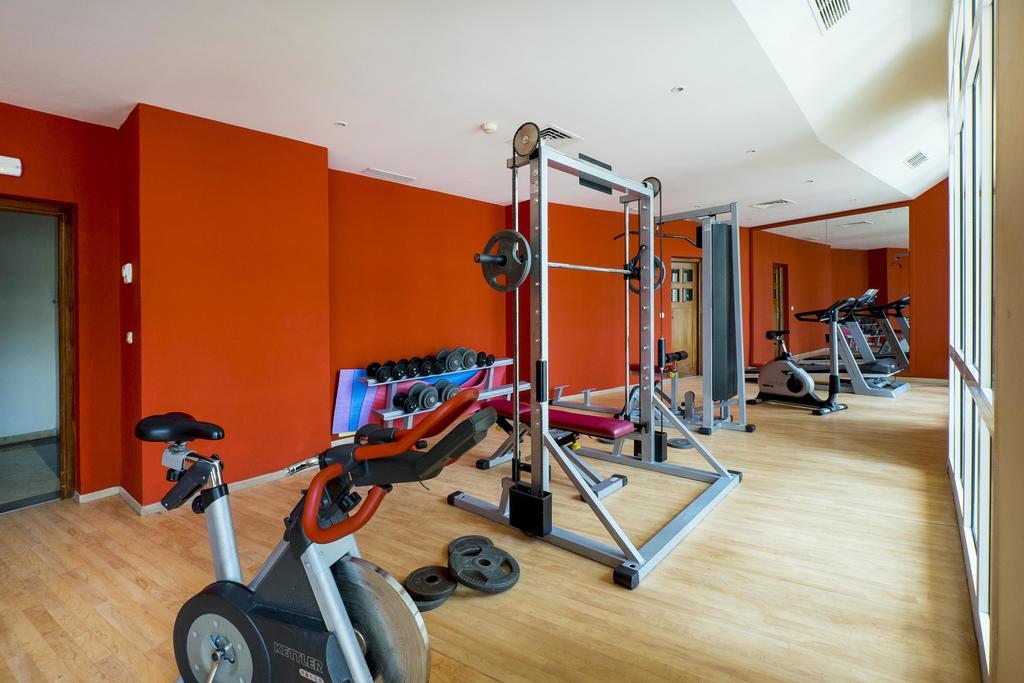 Medina Solaria And Thalasso Hammamet Buitenkant foto A gym in a hotel