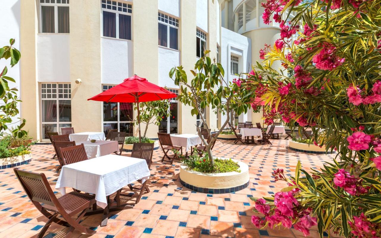Medina Solaria And Thalasso Hammamet Buitenkant foto The courtyard of the hotel